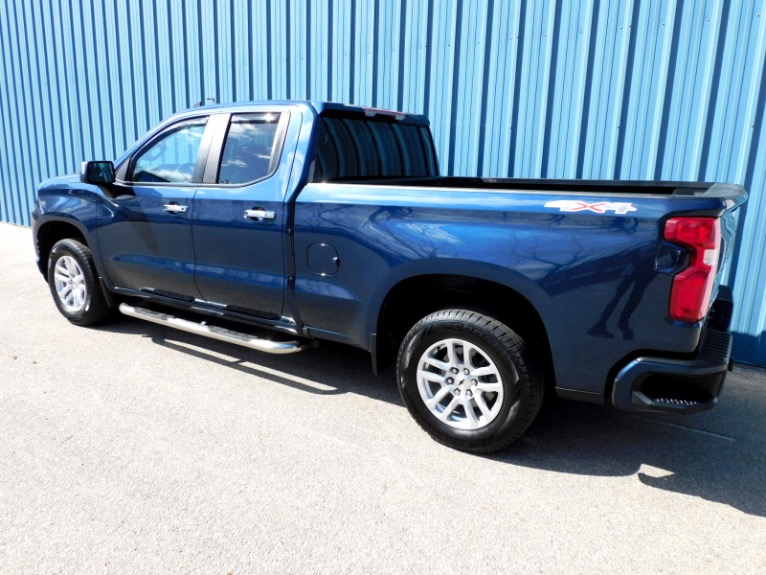 Used 2020 Chevrolet Silverado 1500 4WD Double Cab 147 RST Used 2020 Chevrolet Silverado 1500 4WD Double Cab 147 RST for sale  at Metro West Motorcars LLC in Shrewsbury MA 3