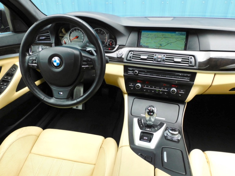 Used 2013 BMW M5 Sedan Used 2013 BMW M5 Sedan for sale  at Metro West Motorcars LLC in Shrewsbury MA 10