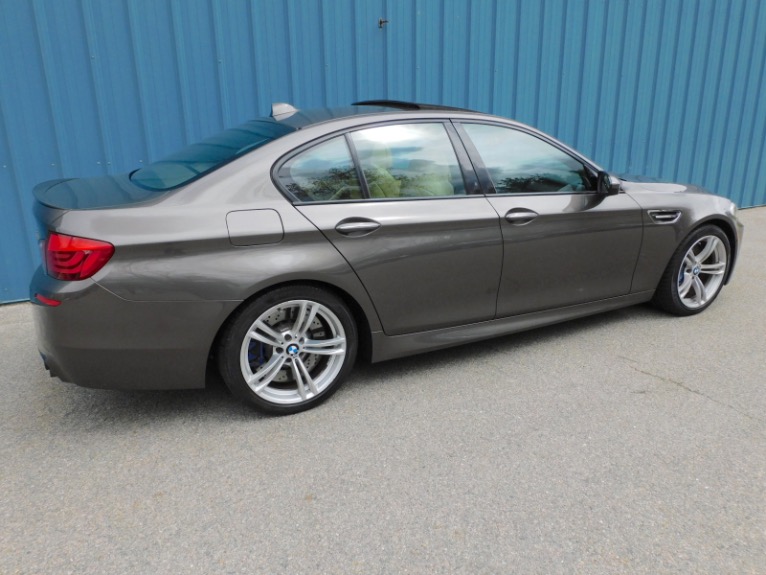 Used 2013 BMW M5 Sedan Used 2013 BMW M5 Sedan for sale  at Metro West Motorcars LLC in Shrewsbury MA 5