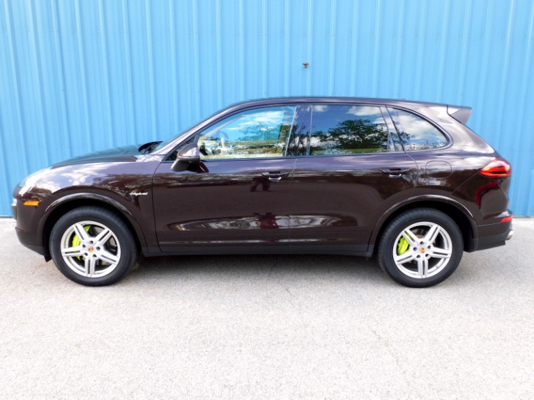 Used 2017 Porsche Cayenne S E-Hybrid Platinum Edition AWD Used 2017 Porsche Cayenne S E-Hybrid Platinum Edition AWD for sale at Metro West Motorcars LLC in Shrewsbury MA 2
