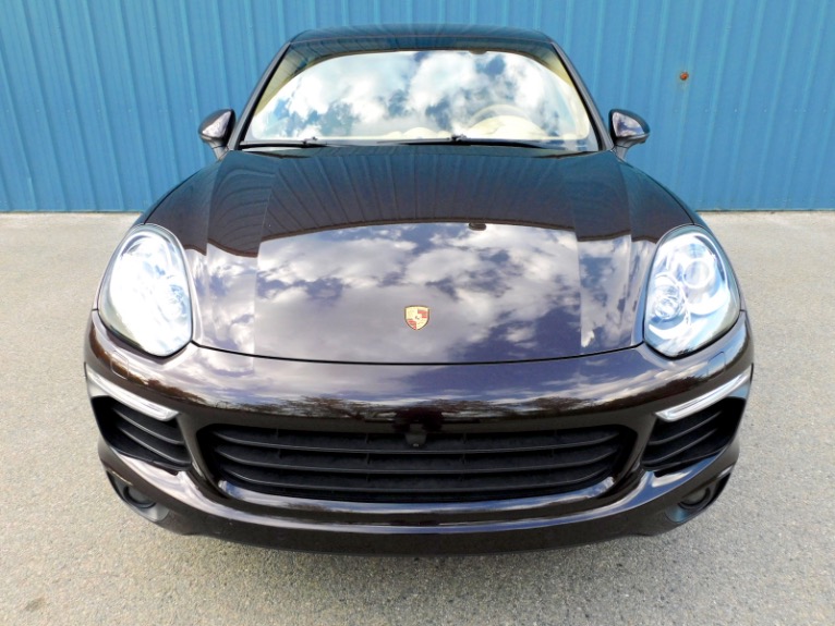 Used 2017 Porsche Cayenne S E-Hybrid Platinum Edition AWD Used 2017 Porsche Cayenne S E-Hybrid Platinum Edition AWD for sale at Metro West Motorcars LLC in Shrewsbury MA 8