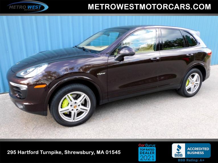 Used 2017 Porsche Cayenne S E-Hybrid Platinum Edition AWD Used 2017 Porsche Cayenne S E-Hybrid Platinum Edition AWD for sale at Metro West Motorcars LLC in Shrewsbury MA 1