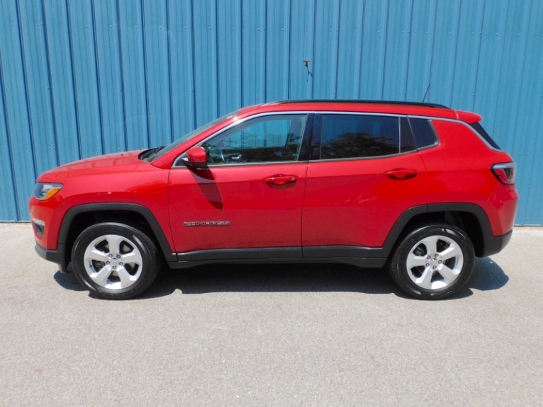 Used 2020 Jeep Compass Latitude 4x4 Used 2020 Jeep Compass Latitude 4x4 for sale  at Metro West Motorcars LLC in Shrewsbury MA 2