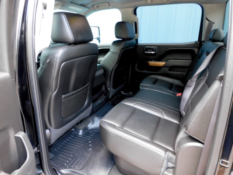 Used 2015 Chevrolet Silverado 2500hd 4WD Crew Cab 153.7 LTZ Used 2015 Chevrolet Silverado 2500hd 4WD Crew Cab 153.7 LTZ for sale at Metro West Motorcars LLC in Shrewsbury MA 15