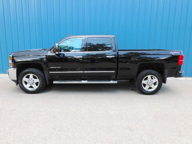 Used 2015 Chevrolet Silverado 2500hd 4WD Crew Cab 153.7 LTZ Used 2015 Chevrolet Silverado 2500hd 4WD Crew Cab 153.7 LTZ for sale  at Metro West Motorcars LLC in Shrewsbury MA 2