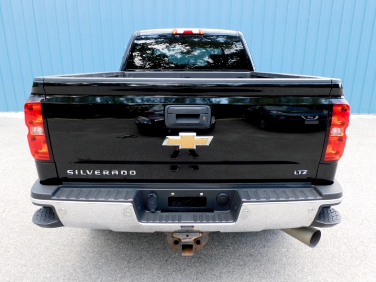Used 2015 Chevrolet Silverado 2500hd 4WD Crew Cab 153.7 LTZ Used 2015 Chevrolet Silverado 2500hd 4WD Crew Cab 153.7 LTZ for sale at Metro West Motorcars LLC in Shrewsbury MA 4