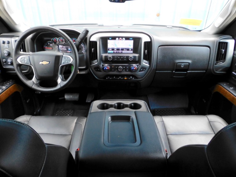 Used 2015 Chevrolet Silverado 2500hd 4WD Crew Cab 153.7 LTZ Used 2015 Chevrolet Silverado 2500hd 4WD Crew Cab 153.7 LTZ for sale at Metro West Motorcars LLC in Shrewsbury MA 9
