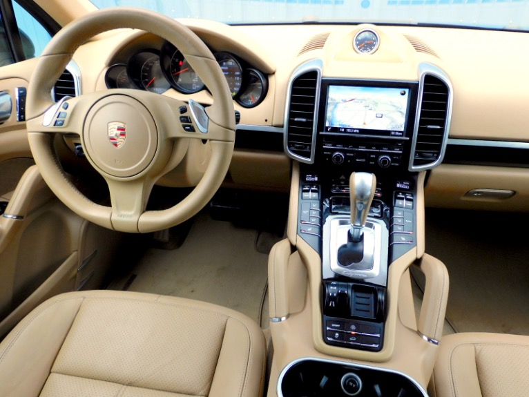 Used 2013 Porsche Cayenne AWD Used 2013 Porsche Cayenne AWD for sale at Metro West Motorcars LLC in Shrewsbury MA 10