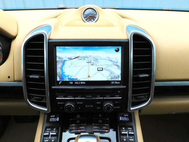 Used 2013 Porsche Cayenne AWD Used 2013 Porsche Cayenne AWD for sale at Metro West Motorcars LLC in Shrewsbury MA 11
