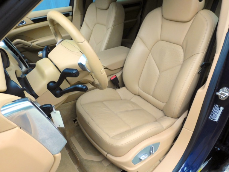 Used 2013 Porsche Cayenne AWD Used 2013 Porsche Cayenne AWD for sale at Metro West Motorcars LLC in Shrewsbury MA 14