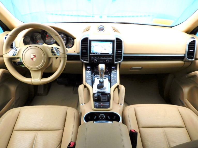 Used 2013 Porsche Cayenne AWD Used 2013 Porsche Cayenne AWD for sale at Metro West Motorcars LLC in Shrewsbury MA 9
