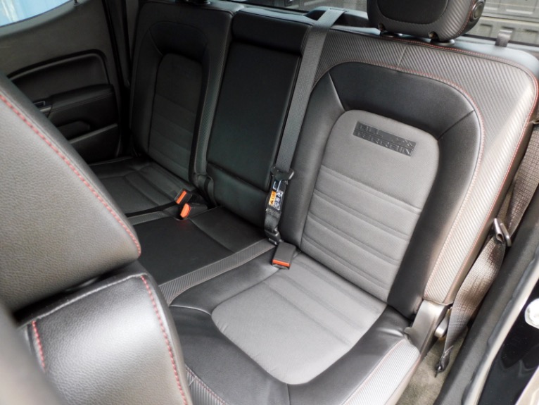 Used 2015 GMC Canyon 4WD Crew Cab 140.5 SLE Used 2015 GMC Canyon 4WD Crew Cab 140.5 SLE for sale at Metro West Motorcars LLC in Shrewsbury MA 16