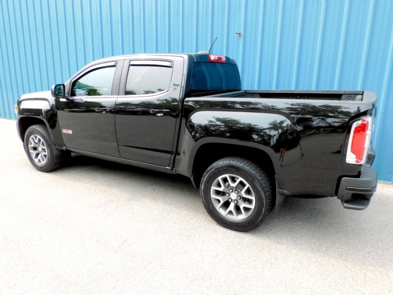 Used 2015 GMC Canyon 4WD Crew Cab 140.5 SLE Used 2015 GMC Canyon 4WD Crew Cab 140.5 SLE for sale  at Metro West Motorcars LLC in Shrewsbury MA 3