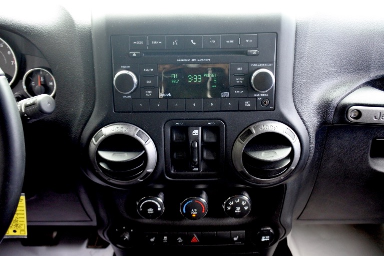 Used 2017 Jeep Wrangler Unlimited Sport 4x4 Used 2017 Jeep Wrangler Unlimited Sport 4x4 for sale at Metro West Motorcars LLC in Shrewsbury MA 12