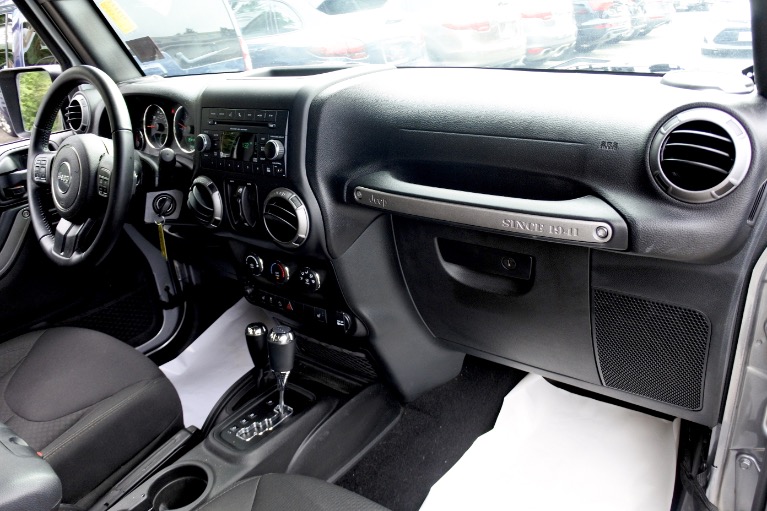 Used 2017 Jeep Wrangler Unlimited Sport 4x4 Used 2017 Jeep Wrangler Unlimited Sport 4x4 for sale at Metro West Motorcars LLC in Shrewsbury MA 18