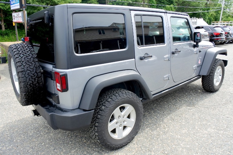 Used 2017 Jeep Wrangler Unlimited Sport 4x4 Used 2017 Jeep Wrangler Unlimited Sport 4x4 for sale at Metro West Motorcars LLC in Shrewsbury MA 5