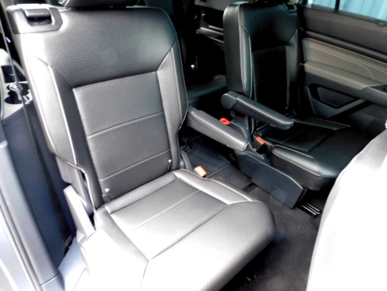 Used 2021 Volkswagen Atlas 3.6L V6 SE w/Technology R-Line 4MOTION *Ltd Avail* Used 2021 Volkswagen Atlas 3.6L V6 SE w/Technology R-Line 4MOTION *Ltd Avail* for sale at Metro West Motorcars LLC in Shrewsbury MA 19
