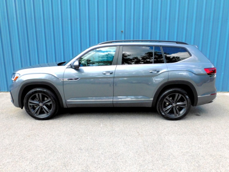 Used 2021 Volkswagen Atlas 3.6L V6 SE w/Technology R-Line 4MOTION *Ltd Avail* Used 2021 Volkswagen Atlas 3.6L V6 SE w/Technology R-Line 4MOTION *Ltd Avail* for sale at Metro West Motorcars LLC in Shrewsbury MA 2