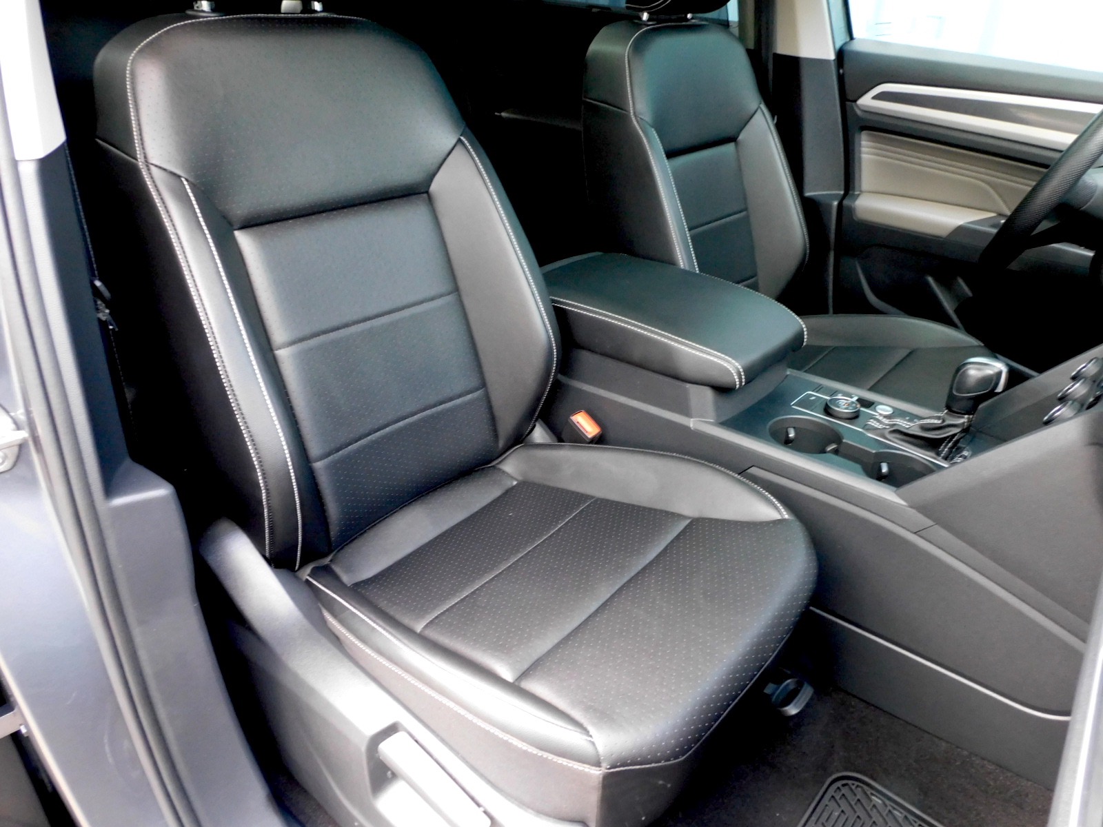 Used 2021 Volkswagen Atlas 3.6L V6 SE w/Technology R-Line 4MOTION *Ltd ...