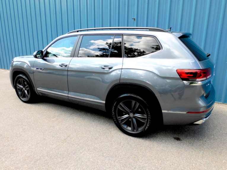 Used 2021 Volkswagen Atlas 3.6L V6 SE w/Technology R-Line 4MOTION *Ltd Avail* Used 2021 Volkswagen Atlas 3.6L V6 SE w/Technology R-Line 4MOTION *Ltd Avail* for sale at Metro West Motorcars LLC in Shrewsbury MA 3