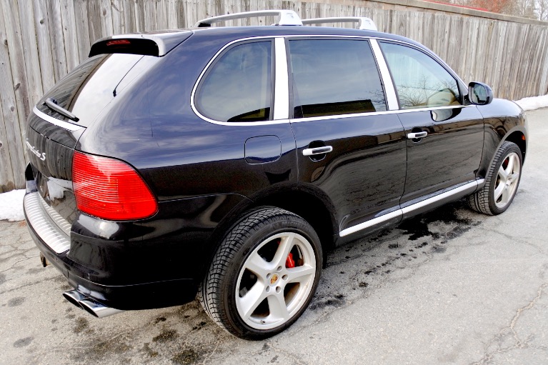 Used 2006 Porsche Cayenne Turbo S AWD Used 2006 Porsche Cayenne Turbo S AWD for sale  at Metro West Motorcars LLC in Shrewsbury MA 5