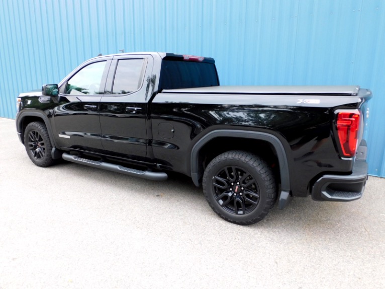 Used 2019 GMC Sierra 1500 4WD Double Cab 147 Elevation Used 2019 GMC Sierra 1500 4WD Double Cab 147 Elevation for sale  at Metro West Motorcars LLC in Shrewsbury MA 3