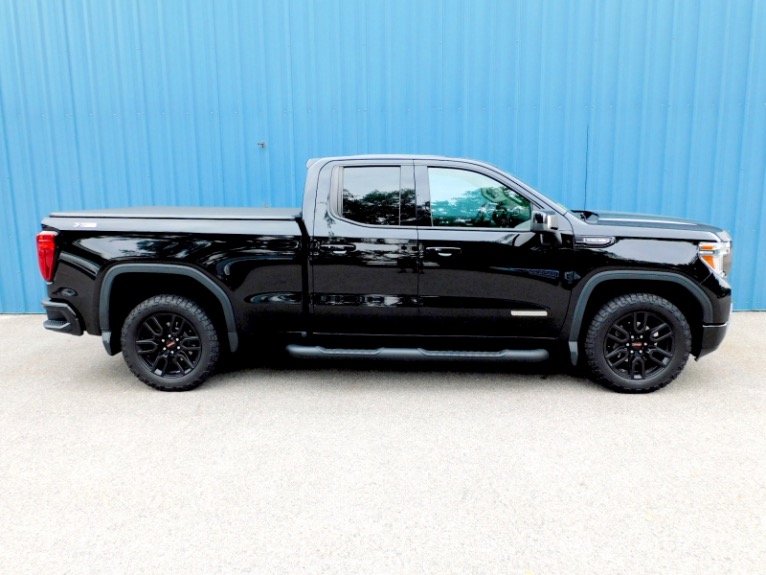 Used 2019 GMC Sierra 1500 4WD Double Cab 147 Elevation Used 2019 GMC Sierra 1500 4WD Double Cab 147 Elevation for sale at Metro West Motorcars LLC in Shrewsbury MA 6