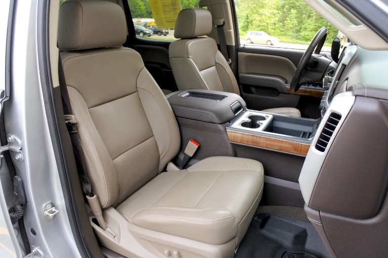 Used 2018 GMC Sierra 1500 4WD Crew Cab 143.5' SLT Used 2018 GMC Sierra 1500 4WD Crew Cab 143.5' SLT for sale at Metro West Motorcars LLC in Shrewsbury MA 18