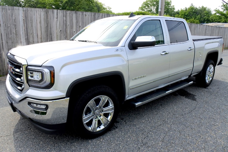Used 2018 GMC Sierra 1500 4WD Crew Cab 143.5' SLT Used 2018 GMC Sierra 1500 4WD Crew Cab 143.5' SLT for sale at Metro West Motorcars LLC in Shrewsbury MA 1