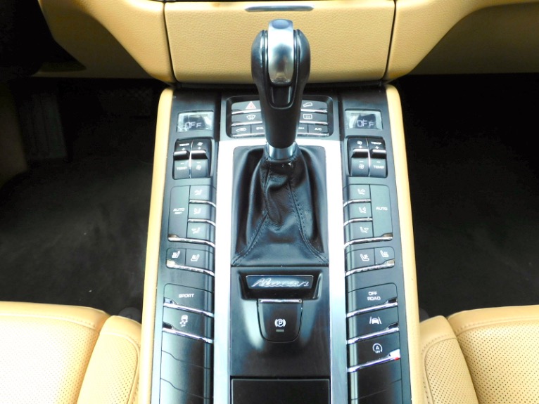Used 2017 Porsche Macan AWD Used 2017 Porsche Macan AWD for sale at Metro West Motorcars LLC in Shrewsbury MA 12