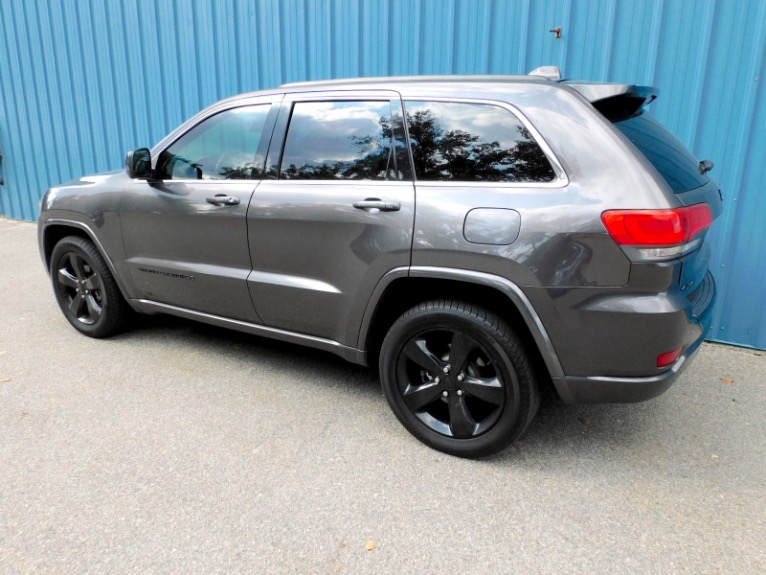 Used 2015 Jeep Grand Cherokee Altitude 4WD Used 2015 Jeep Grand Cherokee Altitude 4WD for sale at Metro West Motorcars LLC in Shrewsbury MA 3
