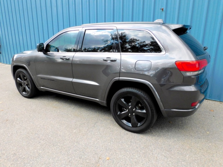 Used 2015 Jeep Grand Cherokee Altitude 4WD Used 2015 Jeep Grand Cherokee Altitude 4WD for sale  at Metro West Motorcars LLC in Shrewsbury MA 3