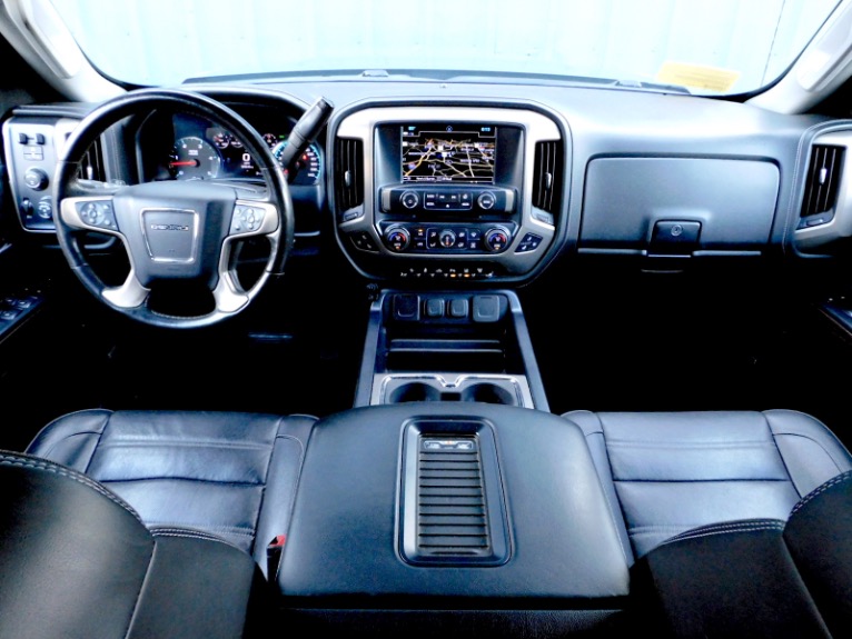 Used 2018 GMC Sierra 3500hd 4WD Crew Cab 153.7 Denali Used 2018 GMC Sierra 3500hd 4WD Crew Cab 153.7 Denali for sale at Metro West Motorcars LLC in Shrewsbury MA 9