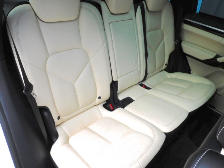 Used 2017 Porsche Cayenne S E-Hybrid Platinum Edition AWD Used 2017 Porsche Cayenne S E-Hybrid Platinum Edition AWD for sale at Metro West Motorcars LLC in Shrewsbury MA 17