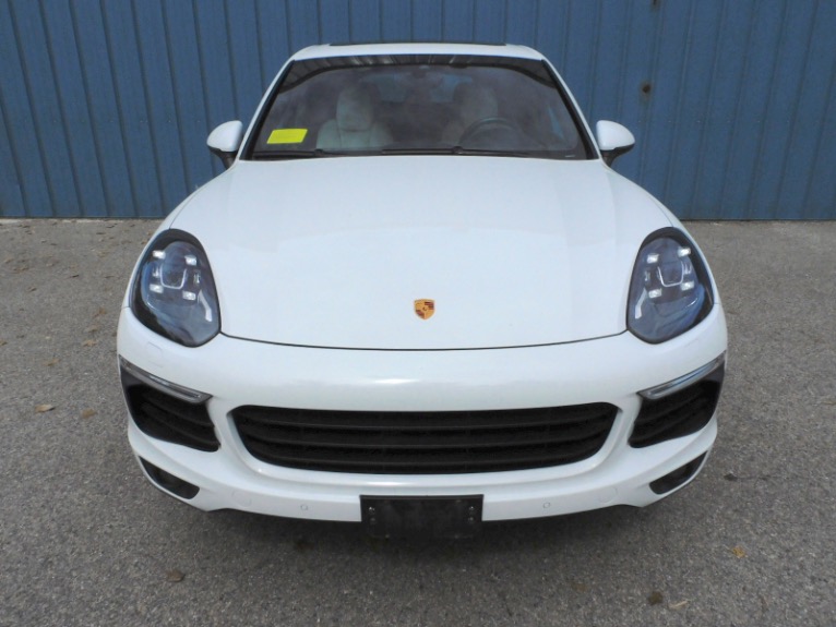 Used 2017 Porsche Cayenne S E-Hybrid Platinum Edition AWD Used 2017 Porsche Cayenne S E-Hybrid Platinum Edition AWD for sale at Metro West Motorcars LLC in Shrewsbury MA 8