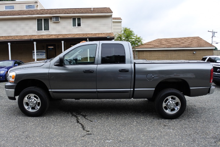 Used 2006 Dodge Ram 2500 4dr Quad Cab 140.5 4WD SLT Used 2006 Dodge Ram 2500 4dr Quad Cab 140.5 4WD SLT for sale  at Metro West Motorcars LLC in Shrewsbury MA 2