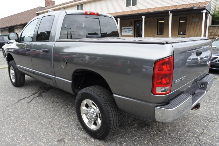 Used 2006 Dodge Ram 2500 4dr Quad Cab 140.5 4WD SLT Used 2006 Dodge Ram 2500 4dr Quad Cab 140.5 4WD SLT for sale  at Metro West Motorcars LLC in Shrewsbury MA 3