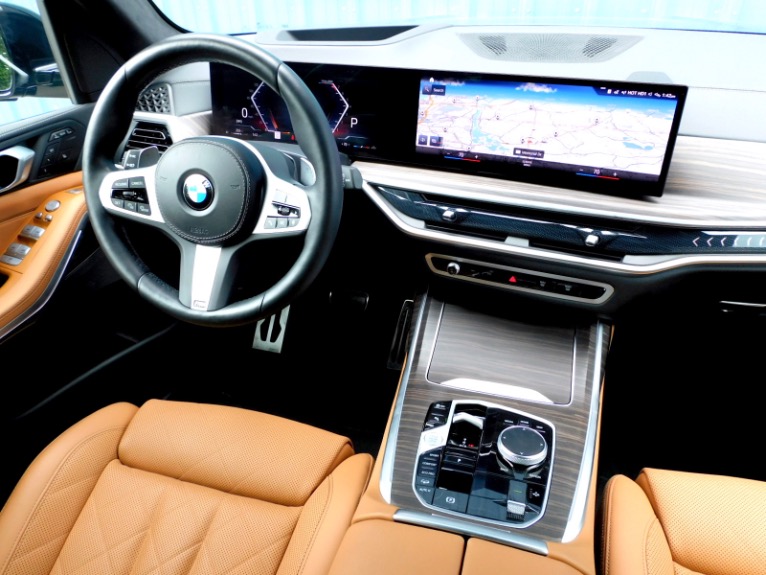 Used 2023 BMW X7 xDrive40i Sports Activity Vehicle Used 2023 BMW X7 xDrive40i Sports Activity Vehicle for sale at Metro West Motorcars LLC in Shrewsbury MA 10