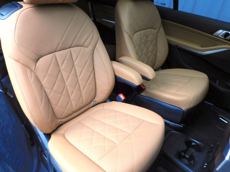 Used 2023 BMW X7 xDrive40i Sports Activity Vehicle Used 2023 BMW X7 xDrive40i Sports Activity Vehicle for sale at Metro West Motorcars LLC in Shrewsbury MA 19