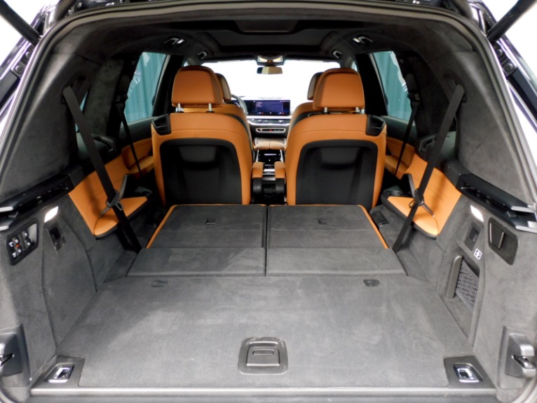 Used 2023 BMW X7 xDrive40i Sports Activity Vehicle Used 2023 BMW X7 xDrive40i Sports Activity Vehicle for sale at Metro West Motorcars LLC in Shrewsbury MA 29