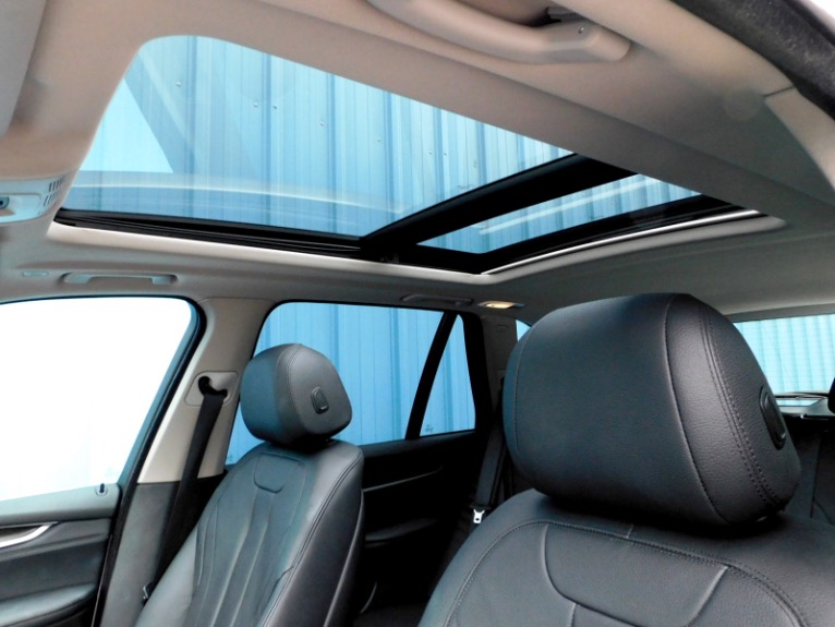 Used 2015 BMW X5 xDrive35i AWD Used 2015 BMW X5 xDrive35i AWD for sale  at Metro West Motorcars LLC in Shrewsbury MA 21