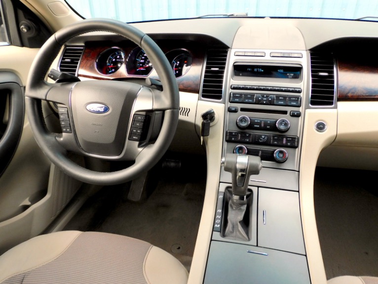 Used 2011 Ford Taurus SEL AWD Used 2011 Ford Taurus SEL AWD for sale at Metro West Motorcars LLC in Shrewsbury MA 10