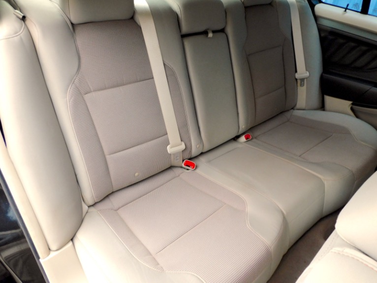 Used 2011 Ford Taurus SEL AWD Used 2011 Ford Taurus SEL AWD for sale at Metro West Motorcars LLC in Shrewsbury MA 17