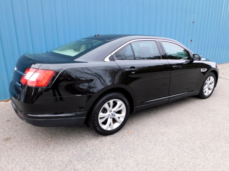 Used 2011 Ford Taurus SEL AWD Used 2011 Ford Taurus SEL AWD for sale at Metro West Motorcars LLC in Shrewsbury MA 5