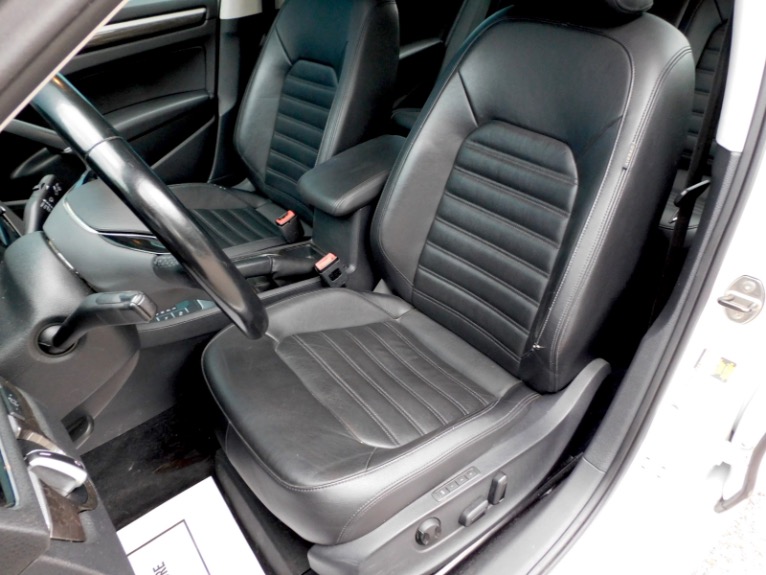 Used 2016 Volkswagen Passat 1.8T Auto SEL Premium PZEV Used 2016 Volkswagen Passat 1.8T Auto SEL Premium PZEV for sale at Metro West Motorcars LLC in Shrewsbury MA 14