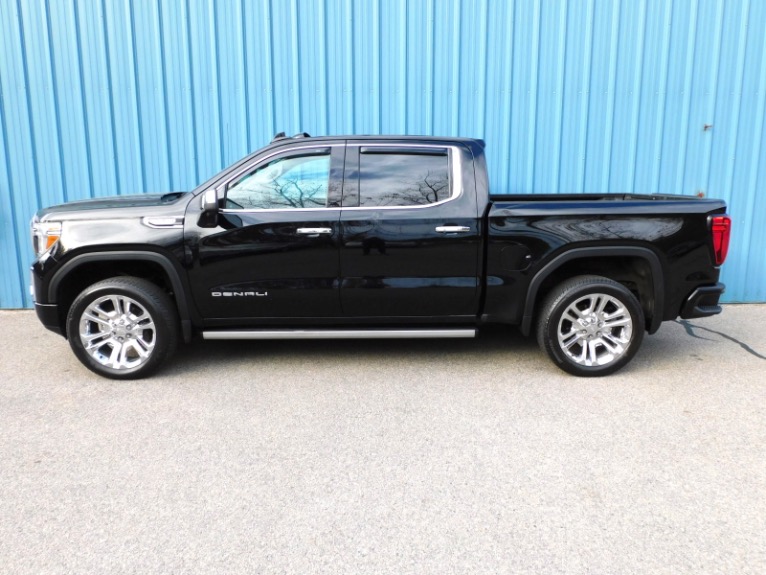 Used 2020 GMC Sierra 1500 4WD Crew Cab 147 Denali Used 2020 GMC Sierra 1500 4WD Crew Cab 147 Denali for sale at Metro West Motorcars LLC in Shrewsbury MA 2