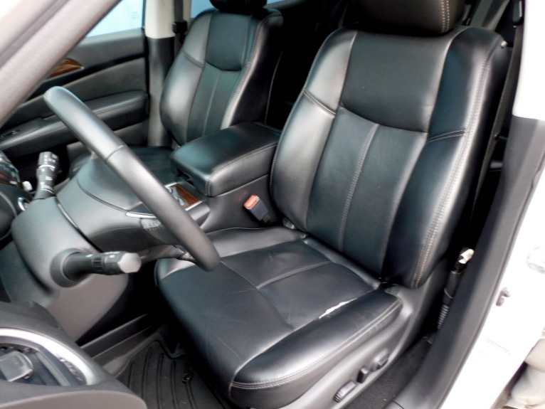 Used 2014 Nissan Pathfinder SL 4WD Used 2014 Nissan Pathfinder SL 4WD for sale at Metro West Motorcars LLC in Shrewsbury MA 14