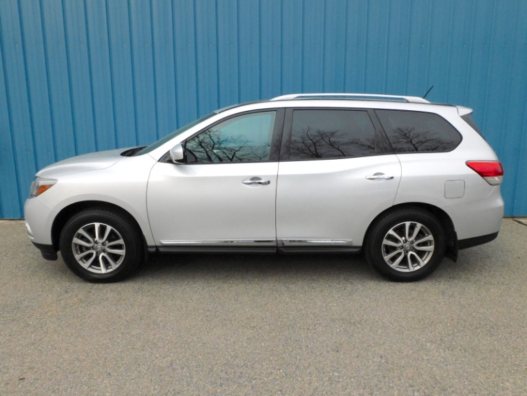 Used 2014 Nissan Pathfinder SL 4WD Used 2014 Nissan Pathfinder SL 4WD for sale at Metro West Motorcars LLC in Shrewsbury MA 2