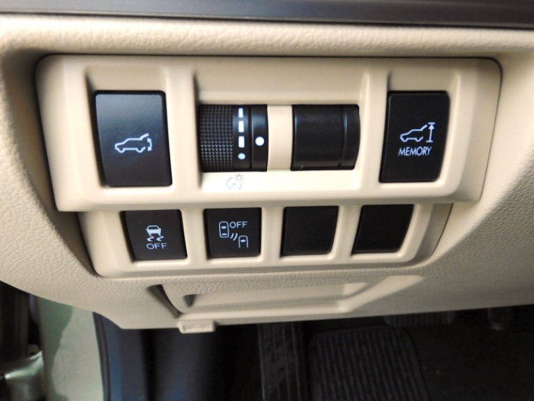 Used 2016 Subaru Outback 2.5i Limited PZEV Used 2016 Subaru Outback 2.5i Limited PZEV for sale at Metro West Motorcars LLC in Shrewsbury MA 22