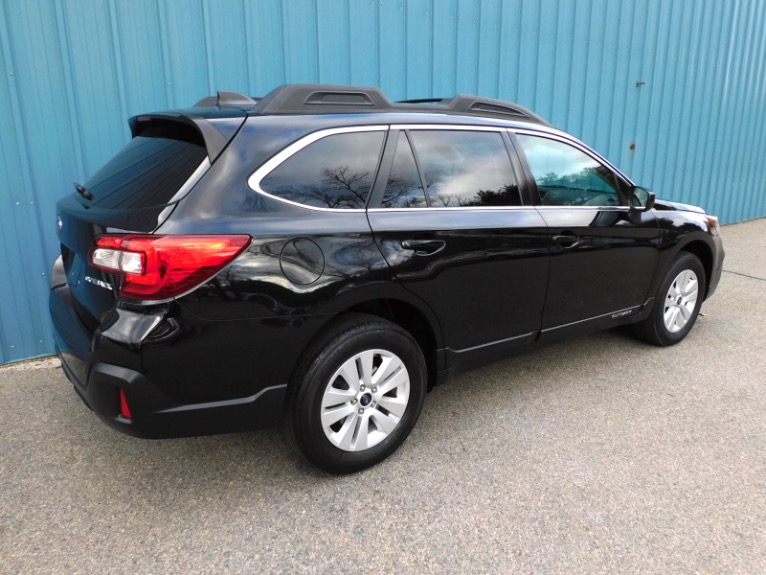 Used 2019 Subaru Outback 2.5i Premium Used 2019 Subaru Outback 2.5i Premium for sale  at Metro West Motorcars LLC in Shrewsbury MA 5